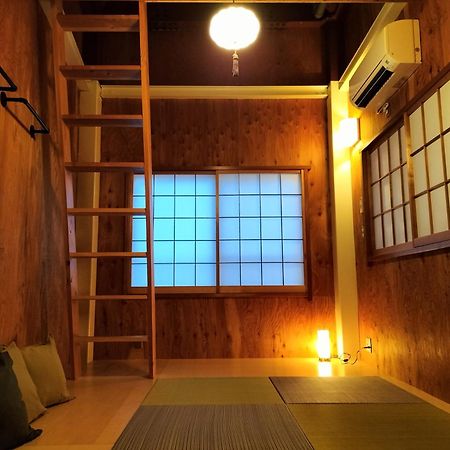 Vacation"Ninja"House Secretbase Near Asakusa Tokió Kültér fotó